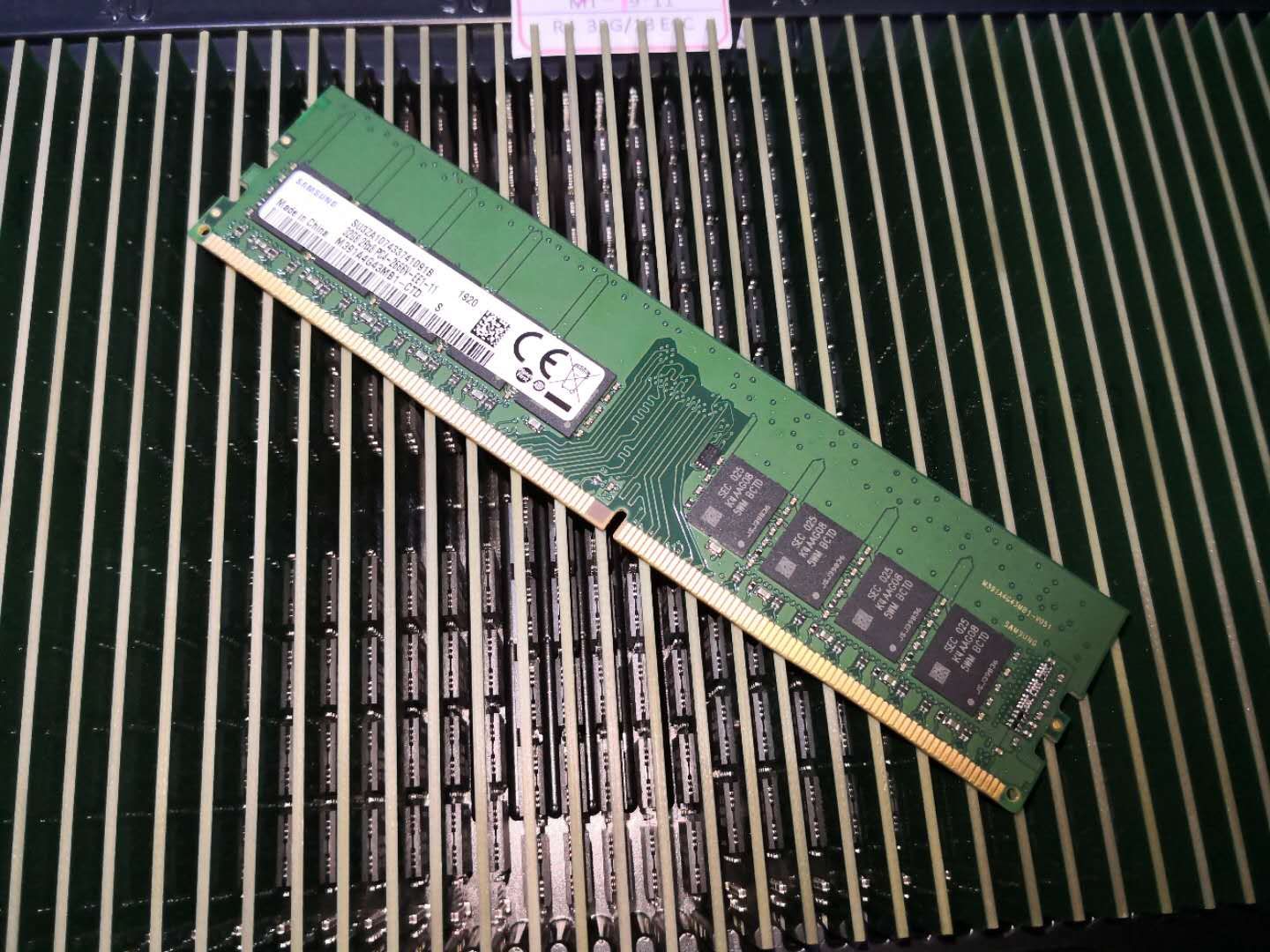 DDR4 16G 32G 64GB PC4-21300 2666MHz 2933mhz 3200mhz RD..